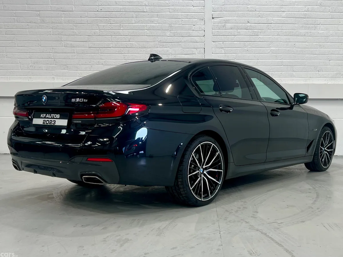 BMW 5-Series Saloon, Petrol Plug-in Hybrid, 2023, Black