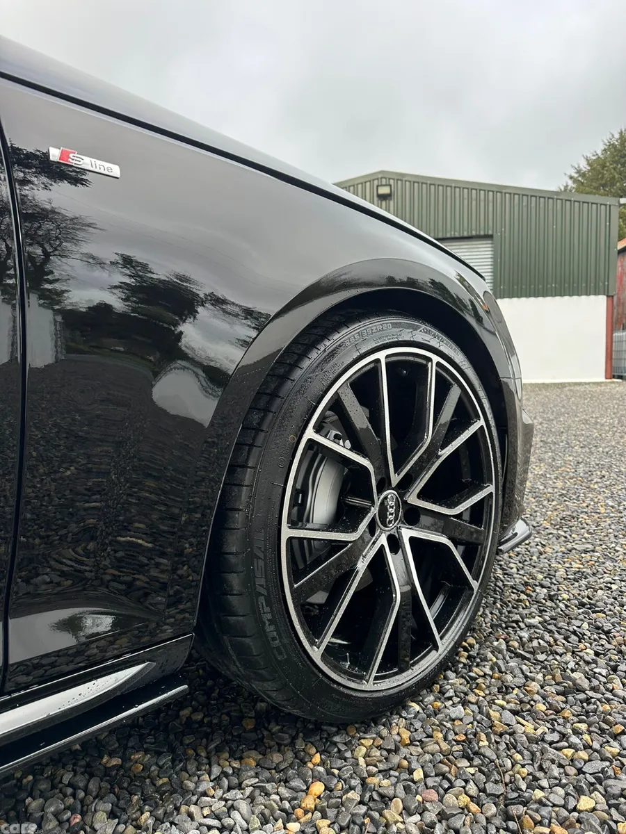 Audi A4 Saloon, Diesel, 2017, Black