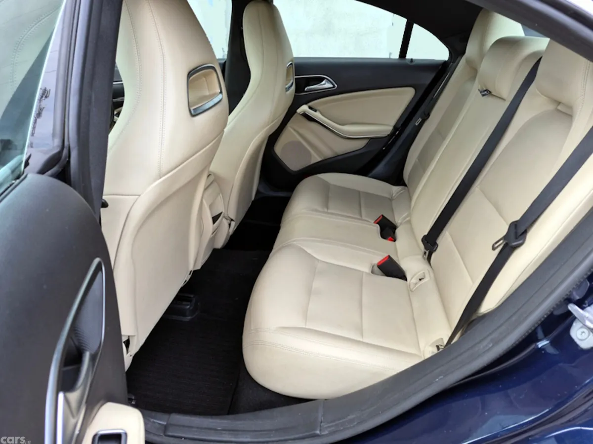 Mercedes-Benz CLA Saloon, Petrol, 2018, Blue