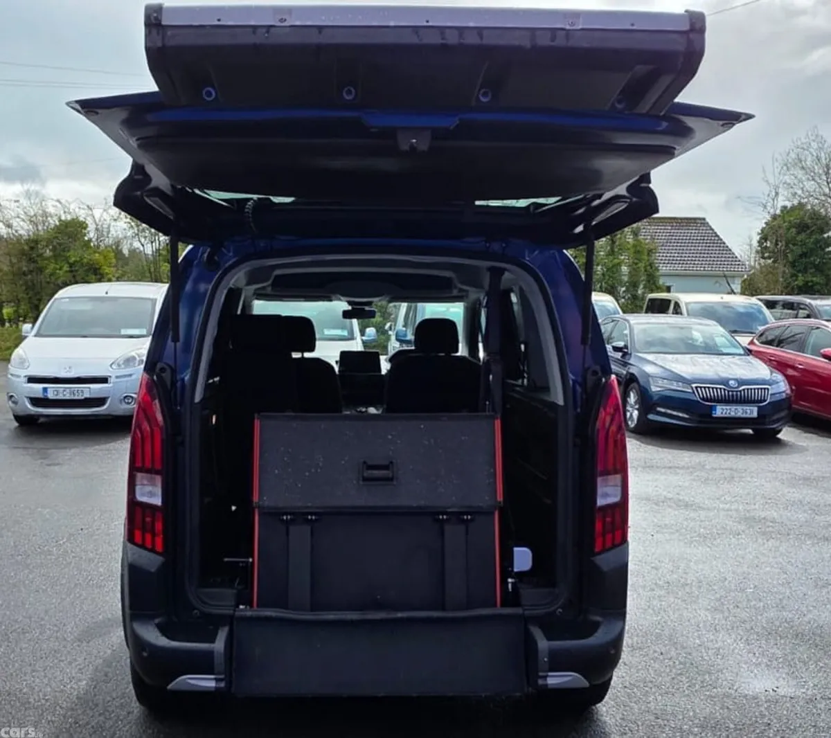 Peugeot Rifter MPV, Petrol, 2022, Blue