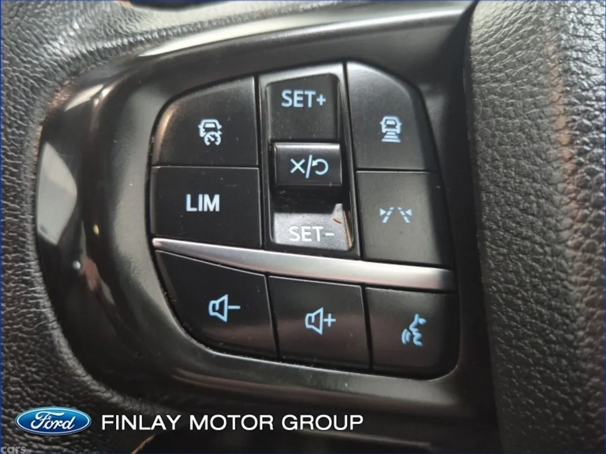Ford Ranger MPV, Diesel, 2024, Red