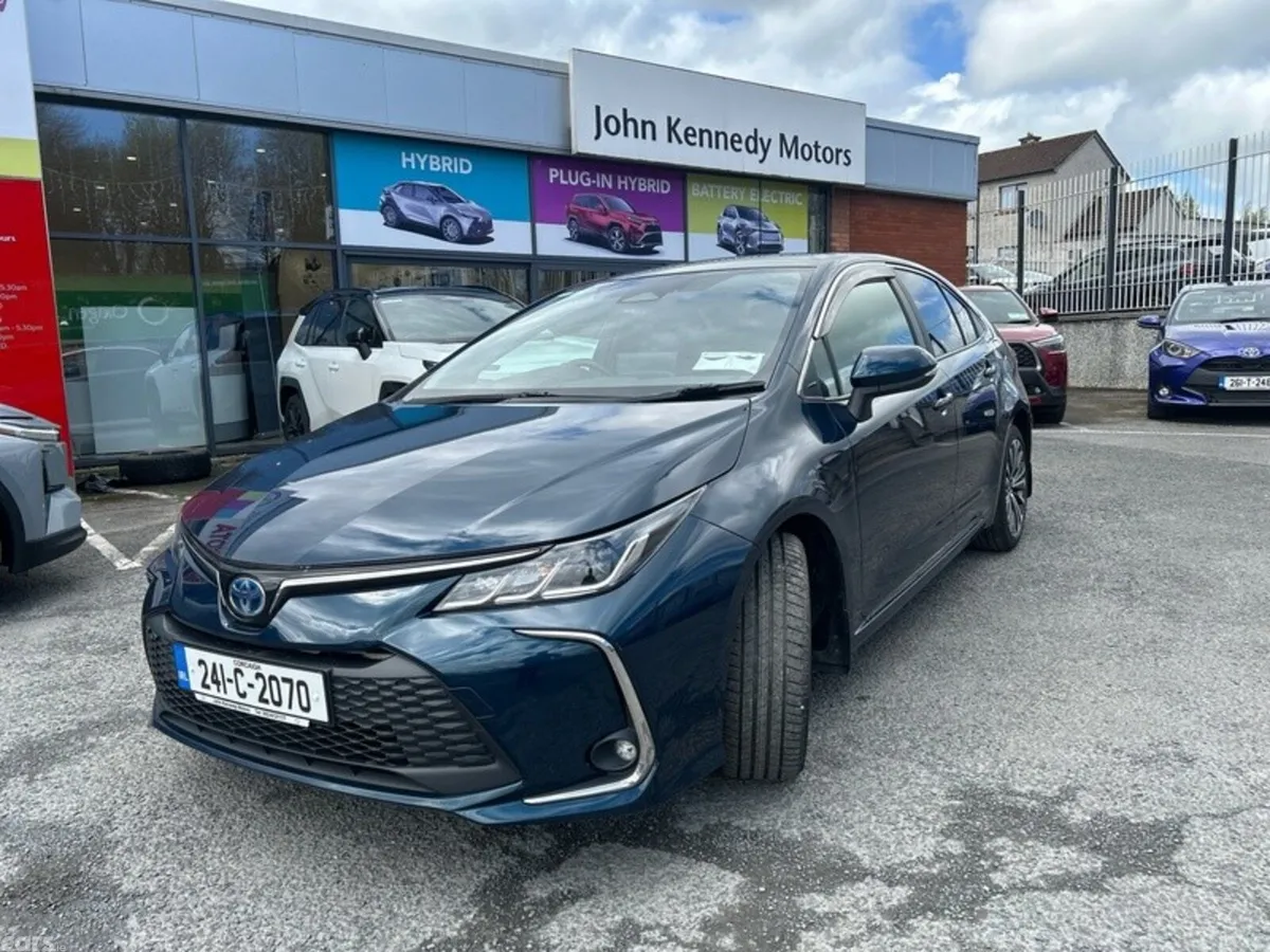 Toyota Corolla Saloon, Petrol Hybrid, 2024, Blue