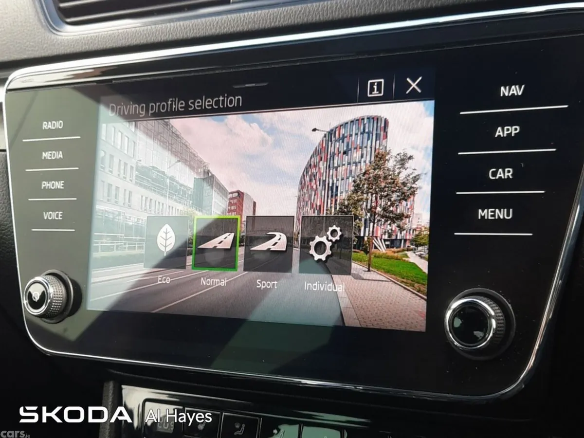 Skoda Superb Saloon, Diesel, 2024, Grey