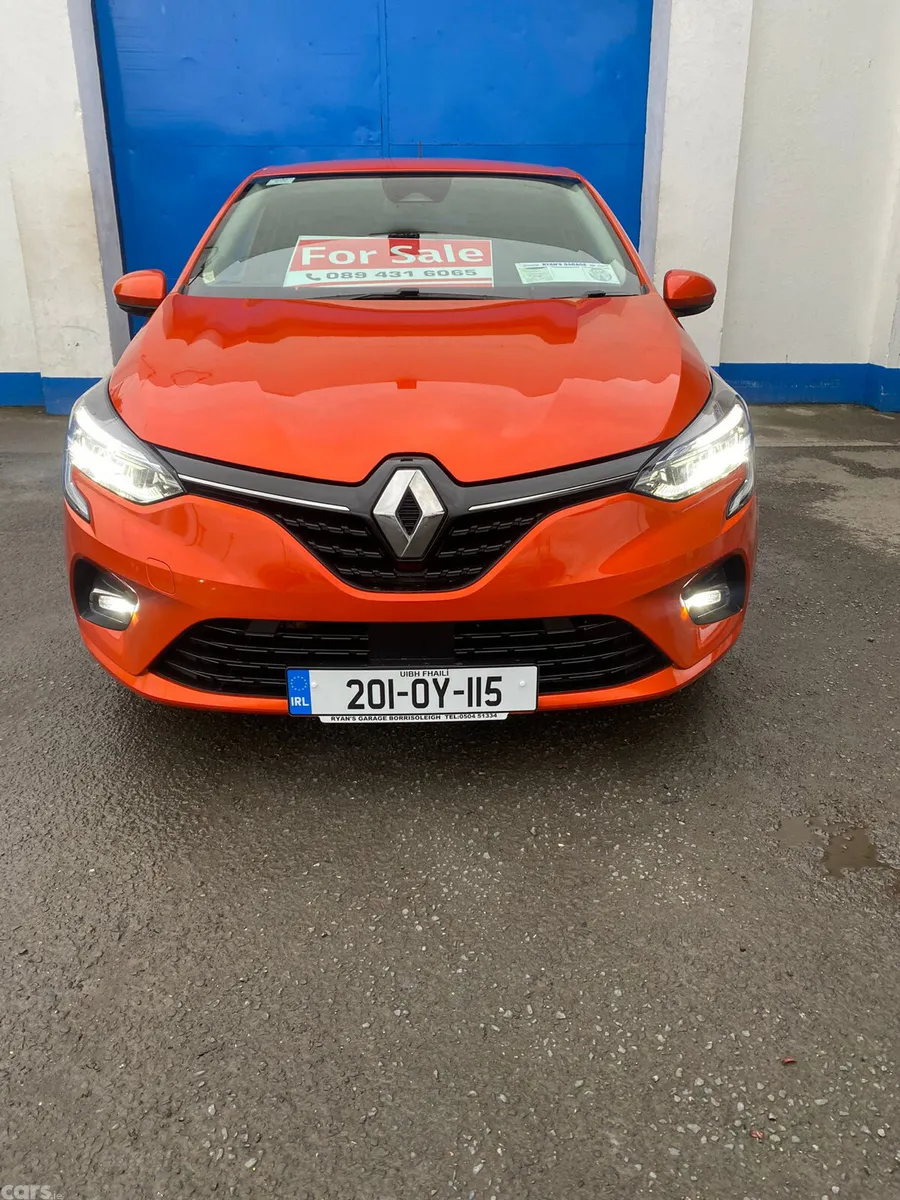 Renault Clio Hatchback, Petrol, 2020, Orange
