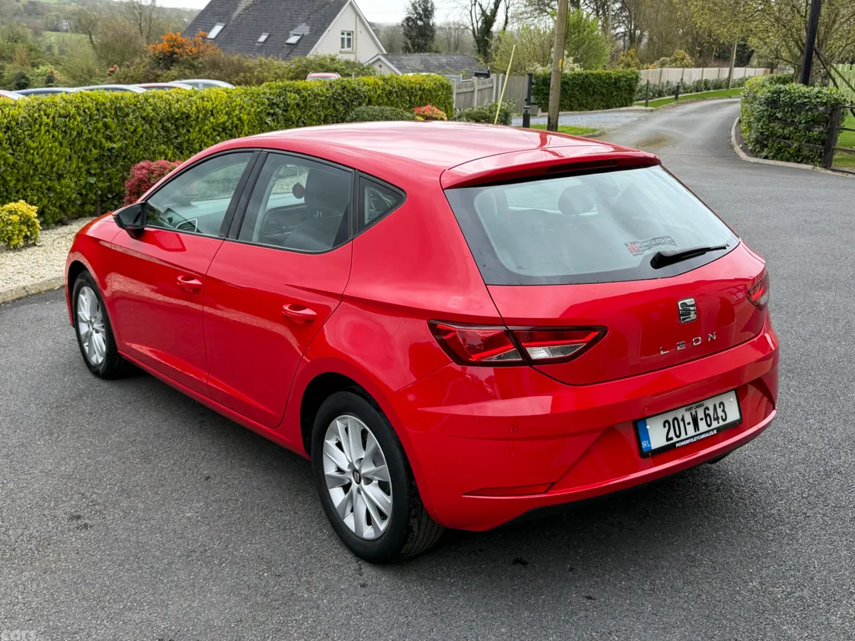 SEAT Leon Hatchback, Petrol, 2020, Red