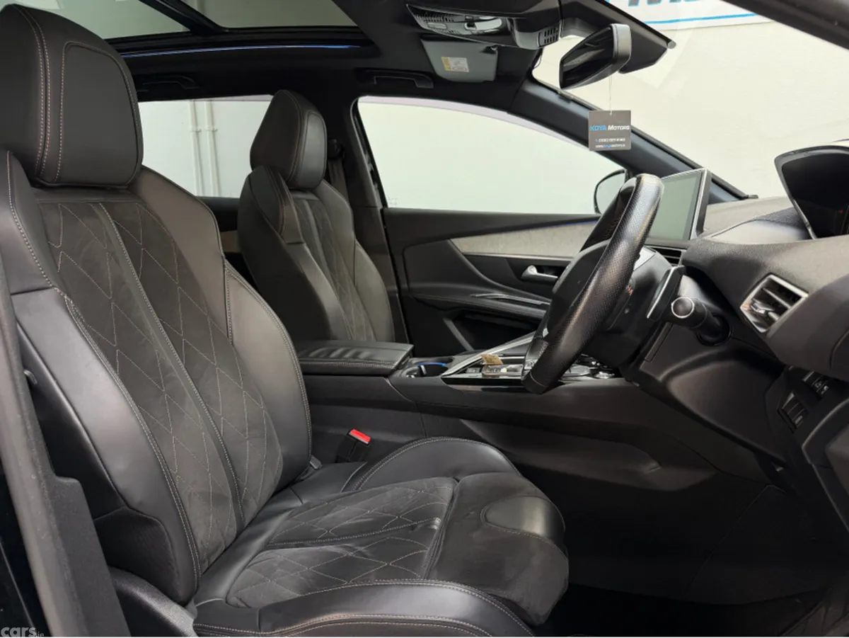 Peugeot 3008 MPV, Diesel, 2018, Black