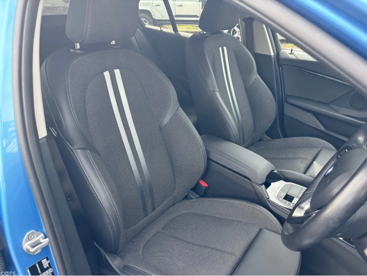 BMW 1-Series Hatchback, Diesel, 2021, Blue