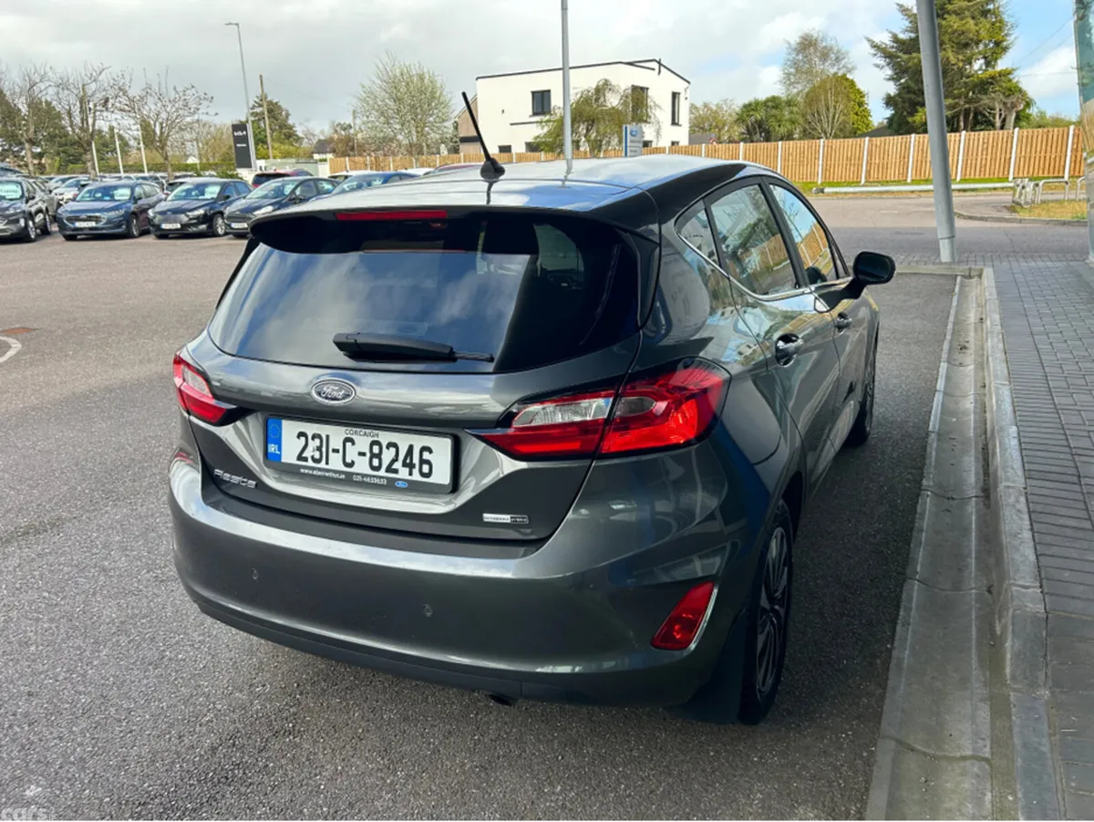 Ford Fiesta Hatchback, Petrol, 2023, Grey