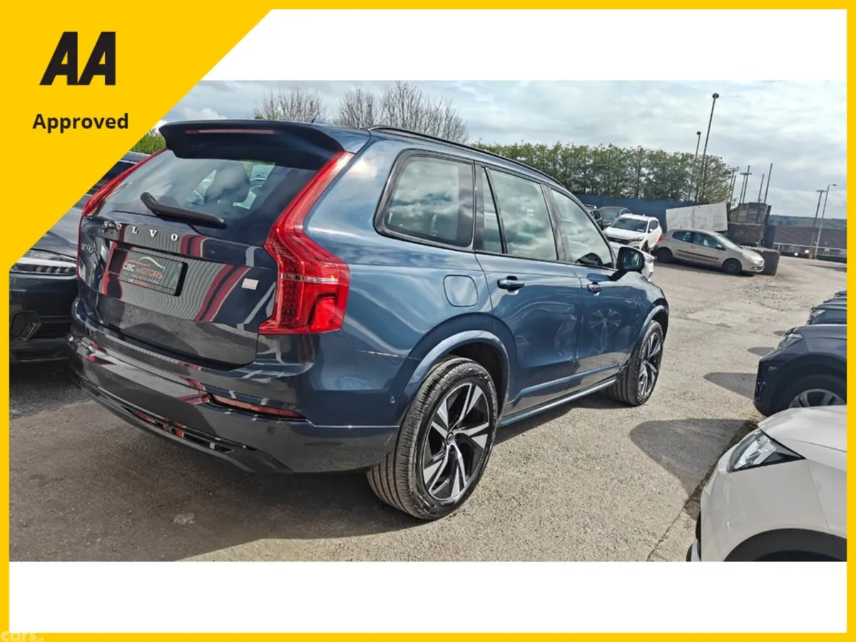 Volvo XC90 SUV, Petrol Plug-in Hybrid, 2023, Blue