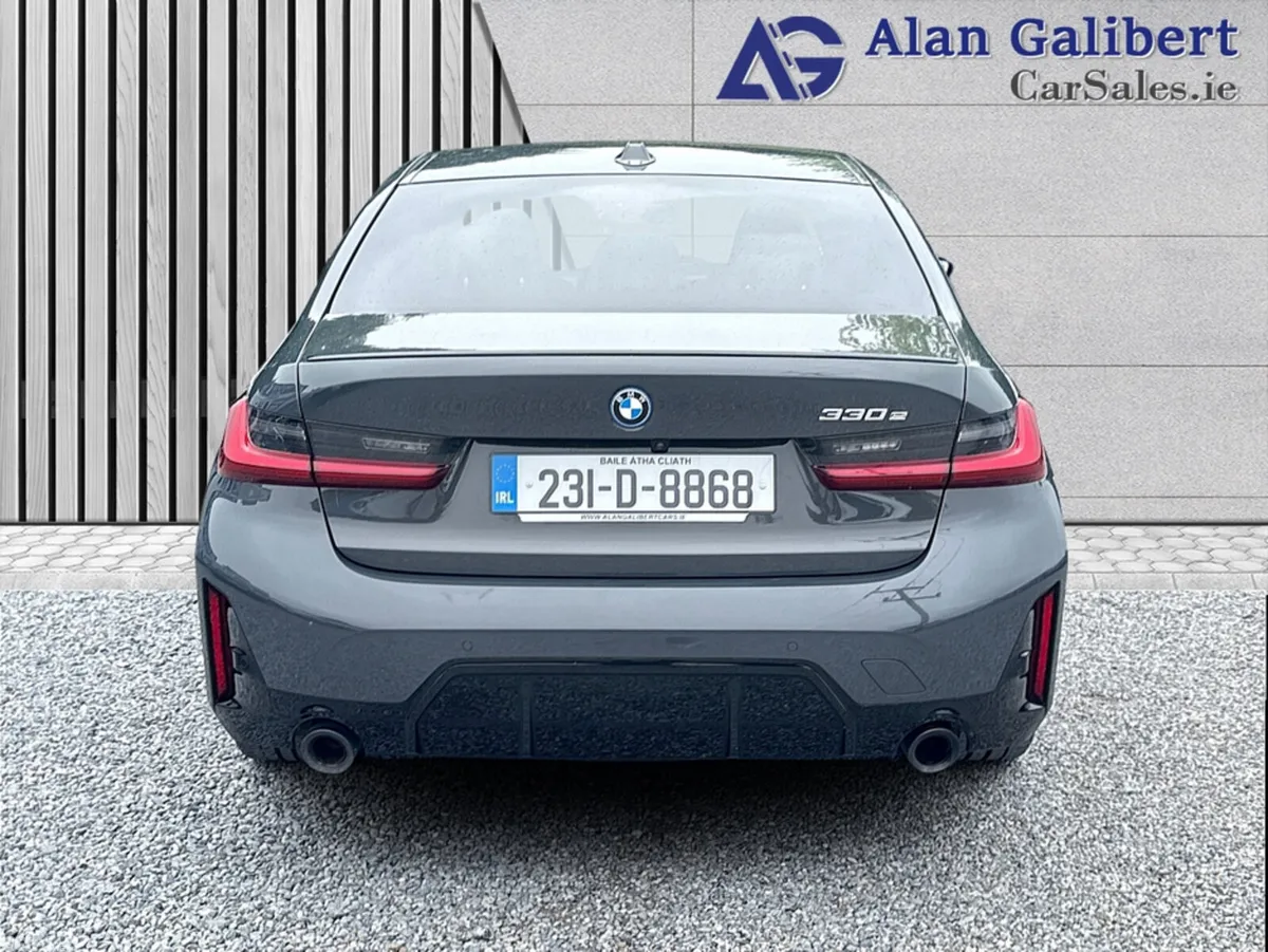 BMW 3-Series Saloon, Petrol Plug-in Hybrid, 2023, Grey
