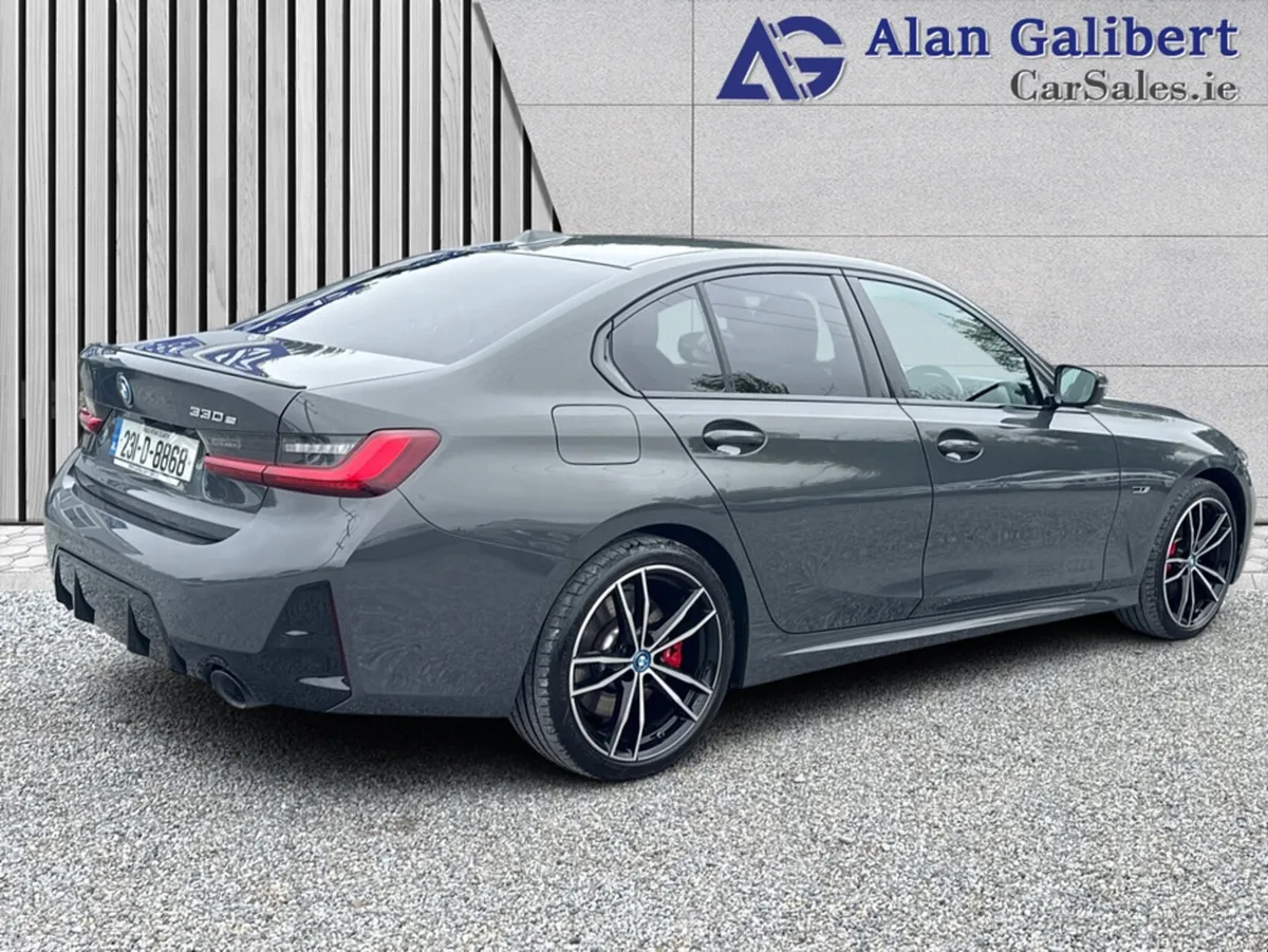 BMW 3-Series Saloon, Petrol Plug-in Hybrid, 2023, Grey