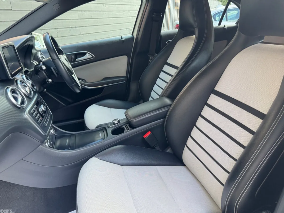 Mercedes-Benz A-Class Hatchback, Petrol, 2014, White