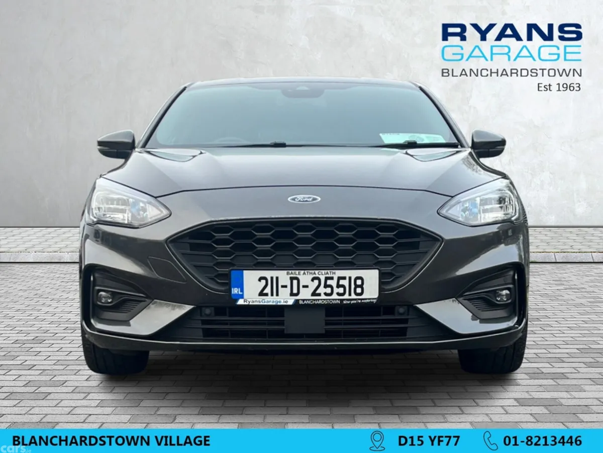 Ford Focus Hatchback, Petrol, 2021, Grey