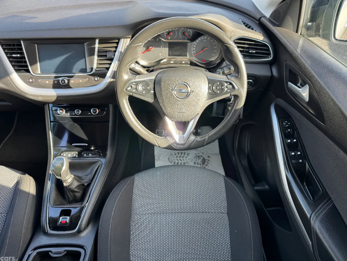 Opel Grandland X MPV, Diesel, 2019, Grey