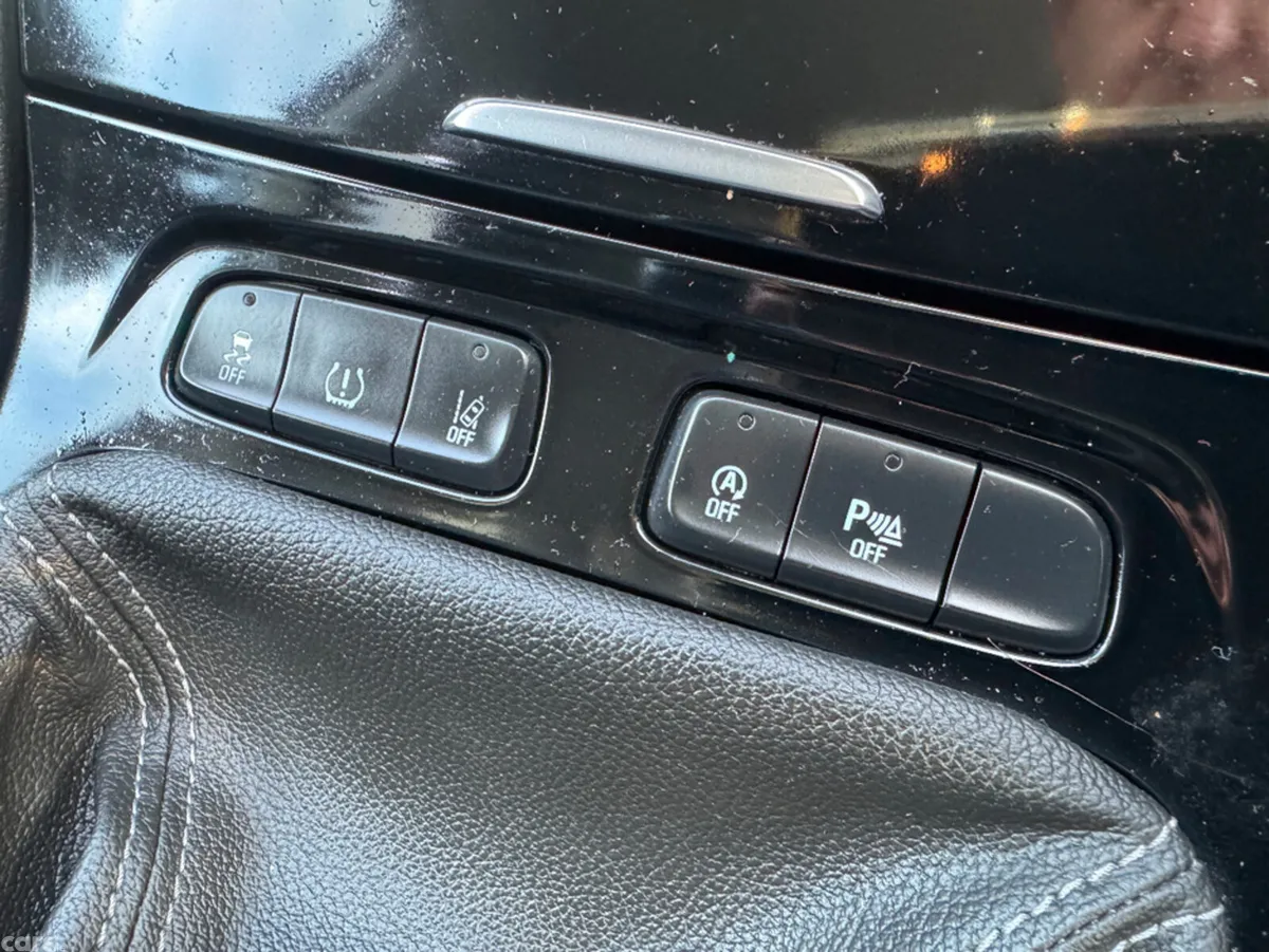 Opel Grandland X MPV, Diesel, 2019, Grey