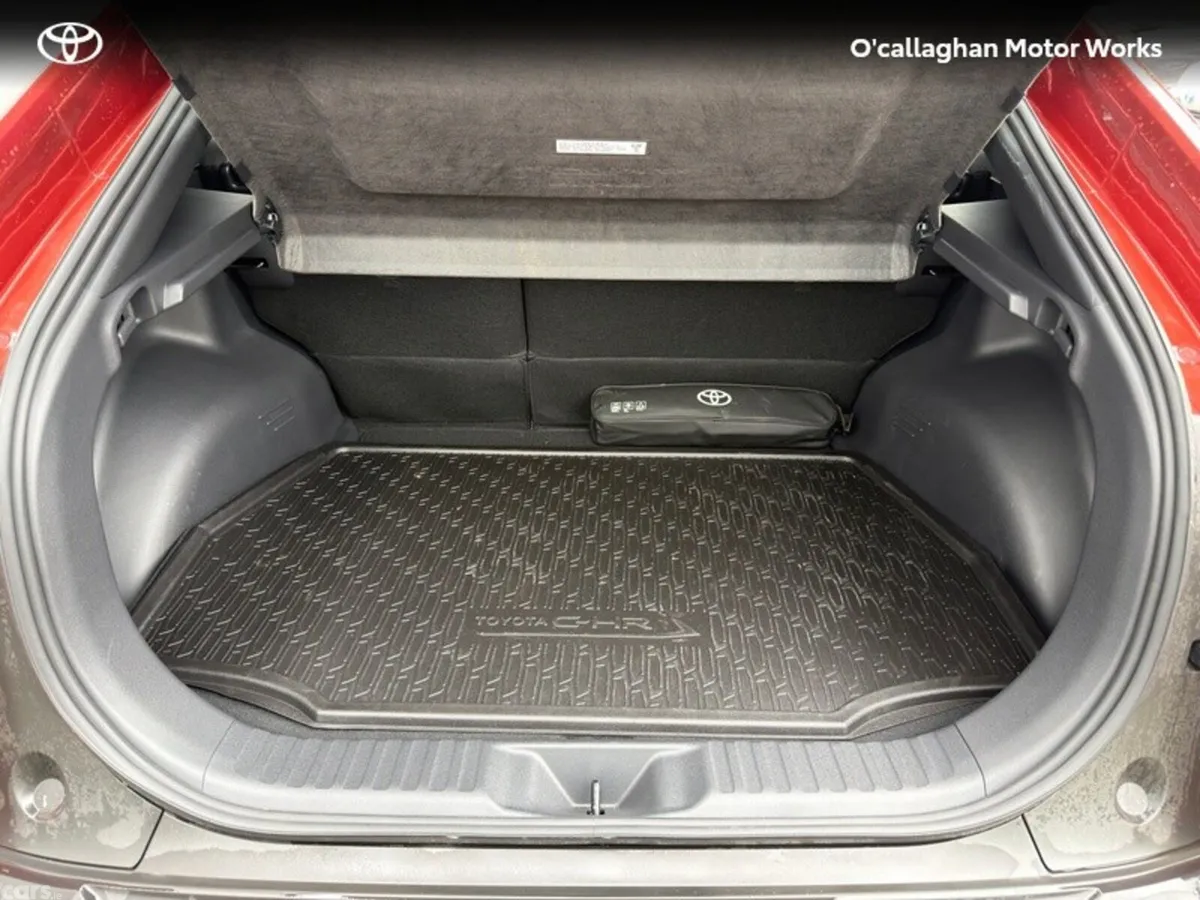 Toyota C-HR Estate, Electric, 2026, Brown