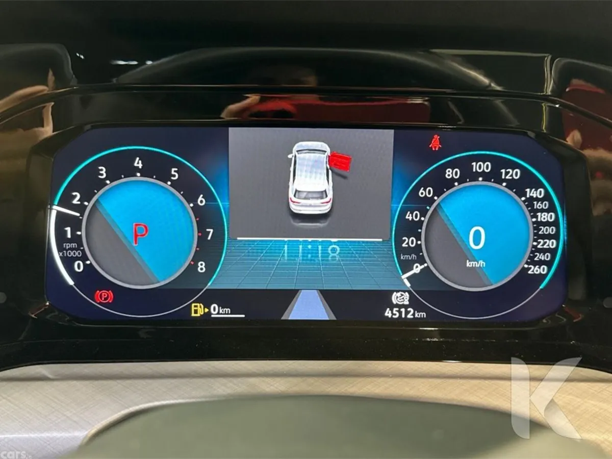 Volkswagen Golf Hatchback, Petrol Hybrid, 2024, Yellow