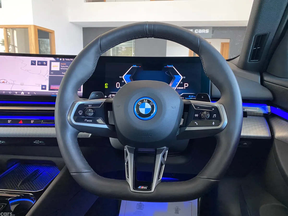 BMW 5-Series Estate, Petrol Plug-in Hybrid, 2025, Black