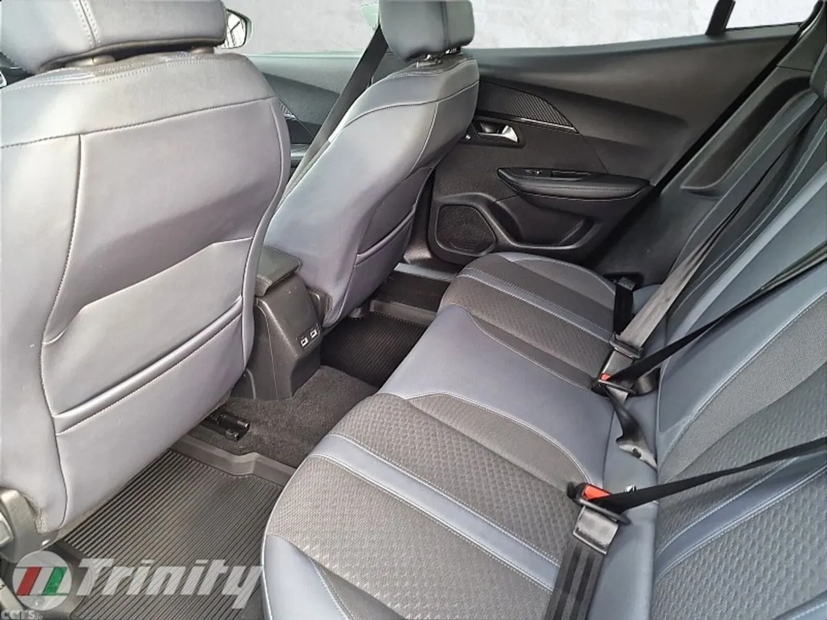 Peugeot 2008 SUV, Petrol, 2021, White