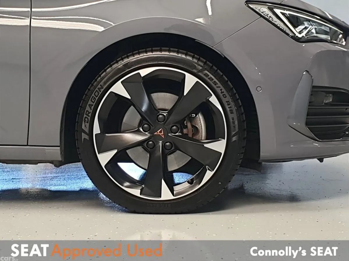 SEAT Leon Estate, Diesel, 2024, Grey