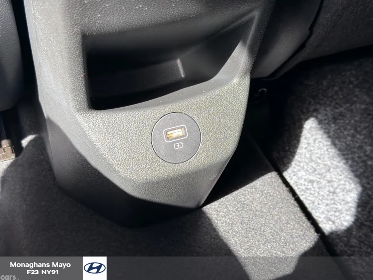 Hyundai Bayon SUV, Petrol, 2023, Blue