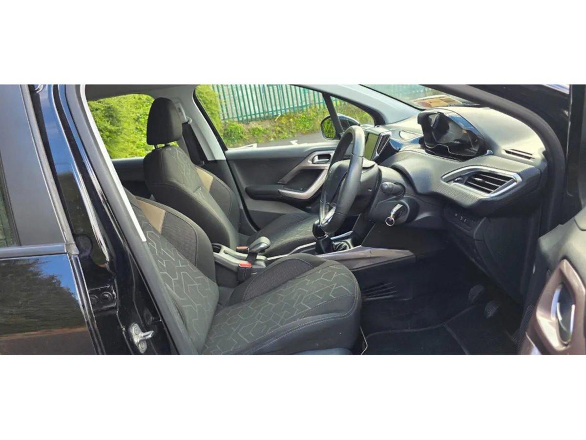 Peugeot 2008 Estate, Petrol, 2016, Black