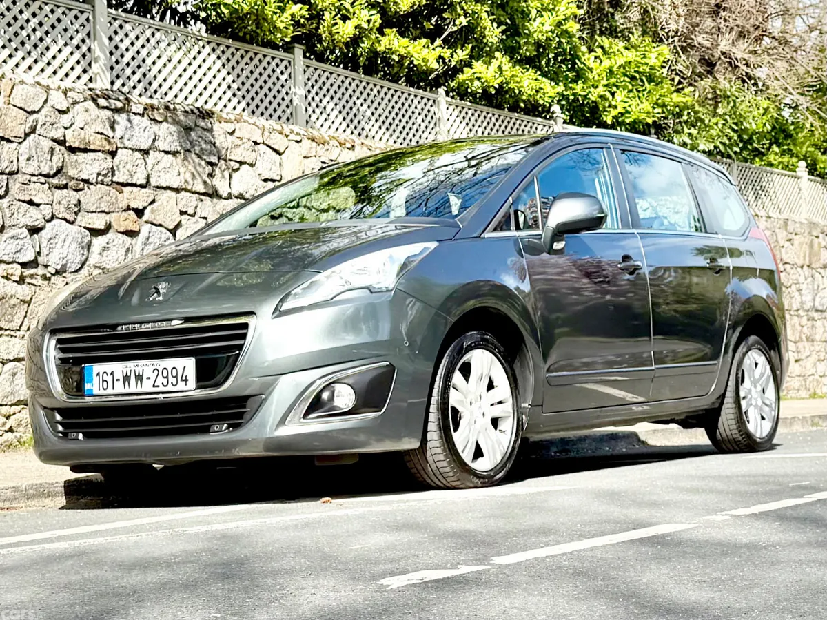 Peugeot 5008 MPV, Diesel, 2016, Grey