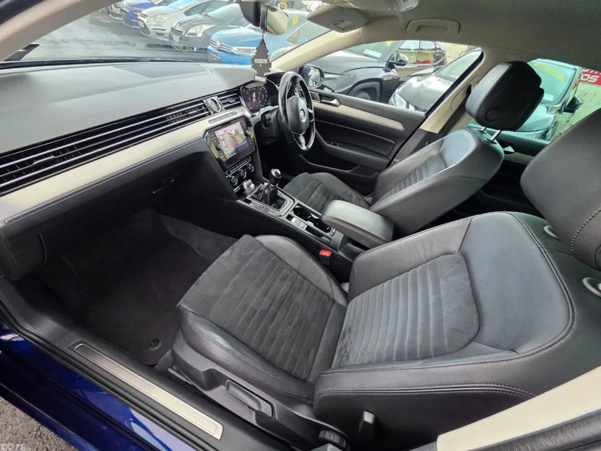 Volkswagen Passat Saloon, Diesel, 2018, Blue