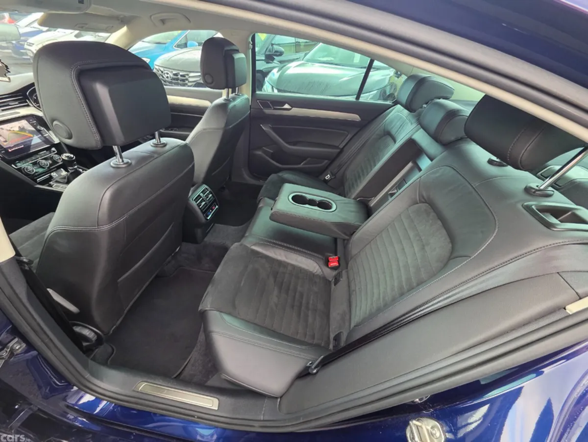 Volkswagen Passat Saloon, Diesel, 2018, Blue