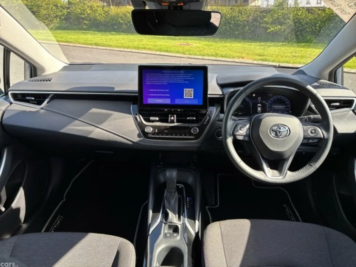 Toyota Corolla Saloon, Petrol Hybrid, 2024, Grey