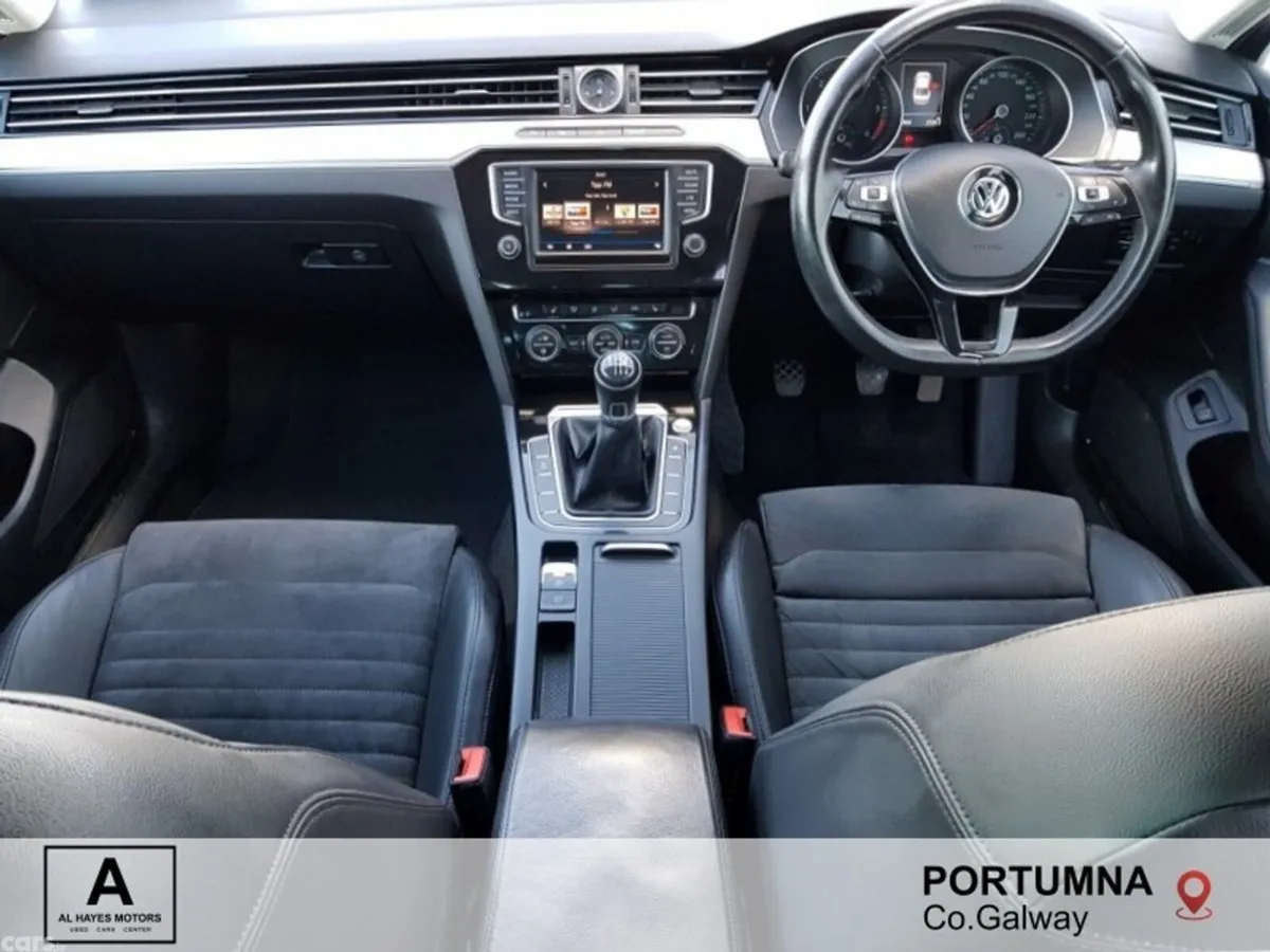 Volkswagen Passat Saloon, Diesel, 2017, Blue