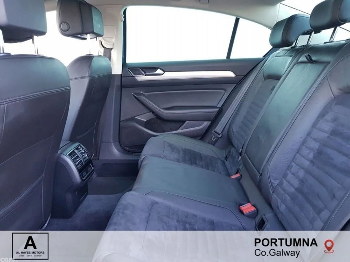 Volkswagen Passat Saloon, Diesel, 2017, Blue