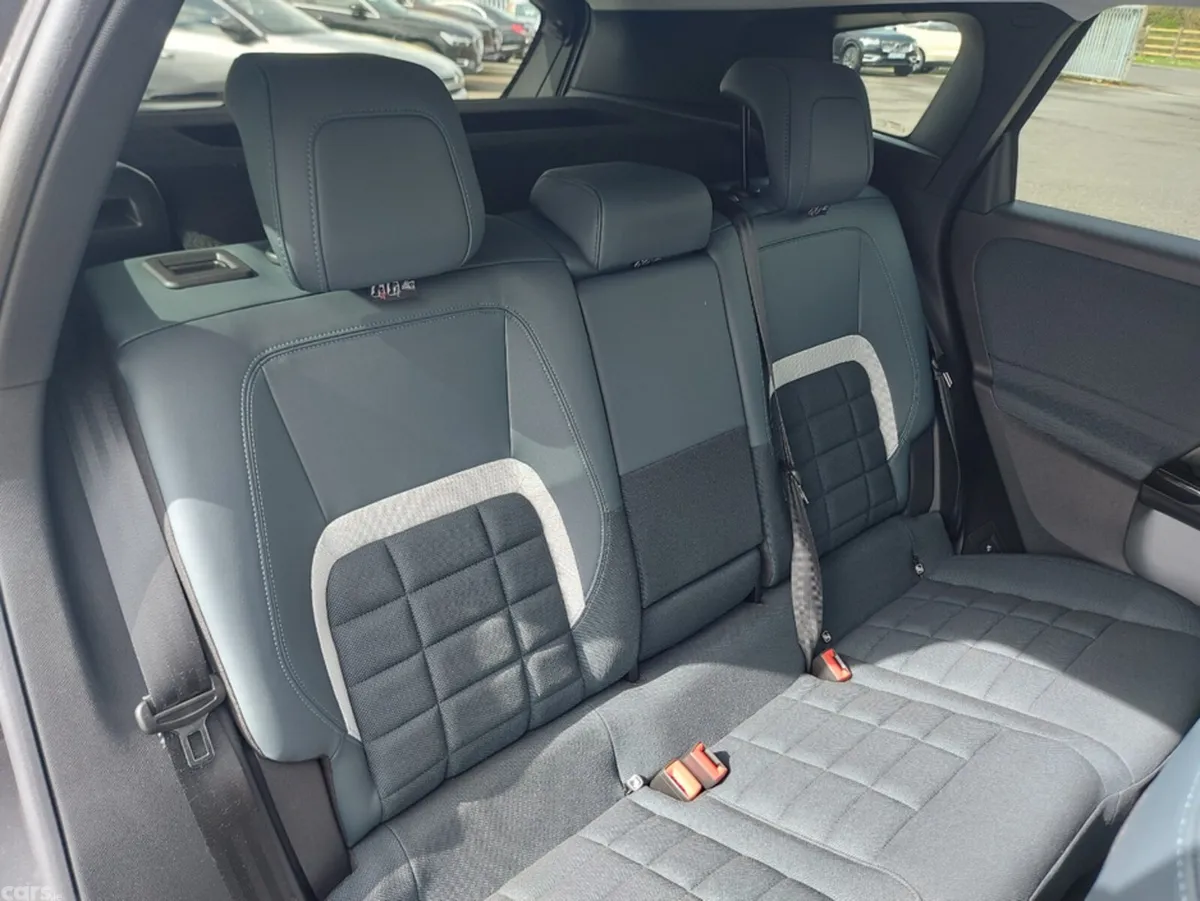 Citroen C5 Aircross MPV, Petrol Hybrid, 2026, Grey
