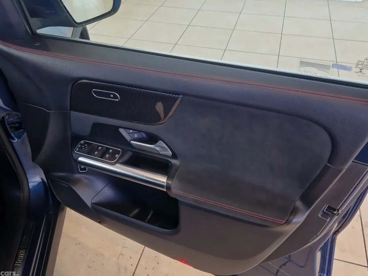 Mercedes-Benz GLA SUV, Diesel, 2021, Blue