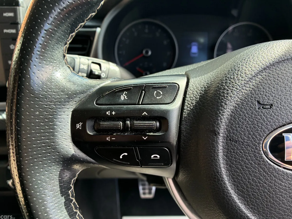 Kia Rio Hatchback, Petrol, 2020, Black