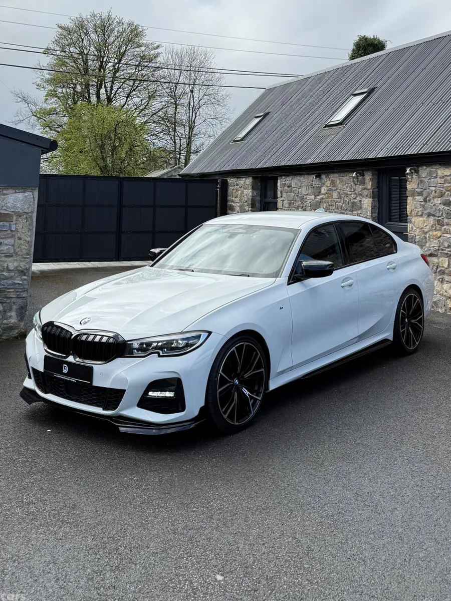 BMW 3-Series Saloon, Diesel, 2019, White