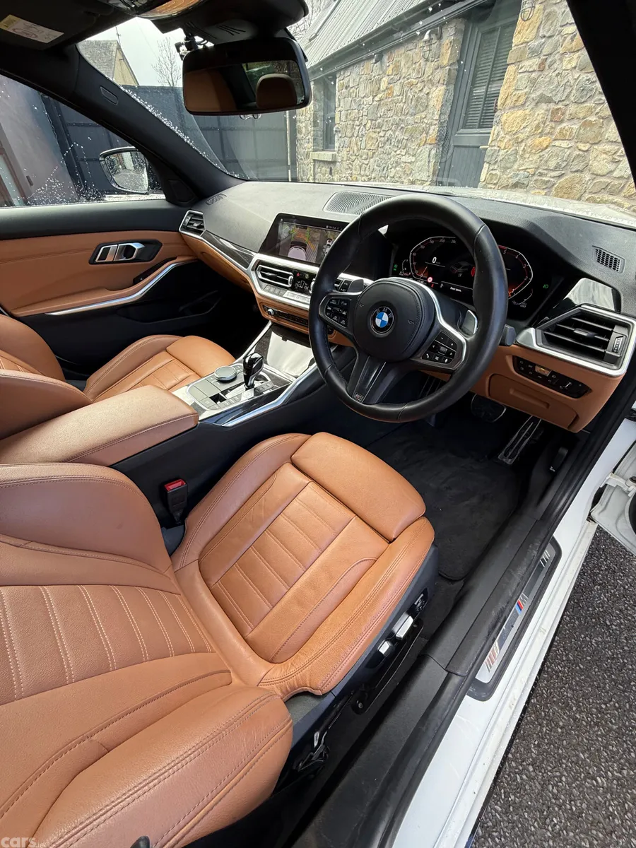 BMW 3-Series Saloon, Diesel, 2019, White