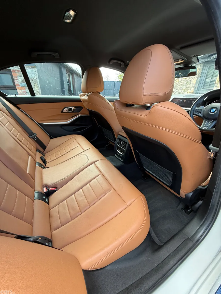 BMW 3-Series Saloon, Diesel, 2019, White