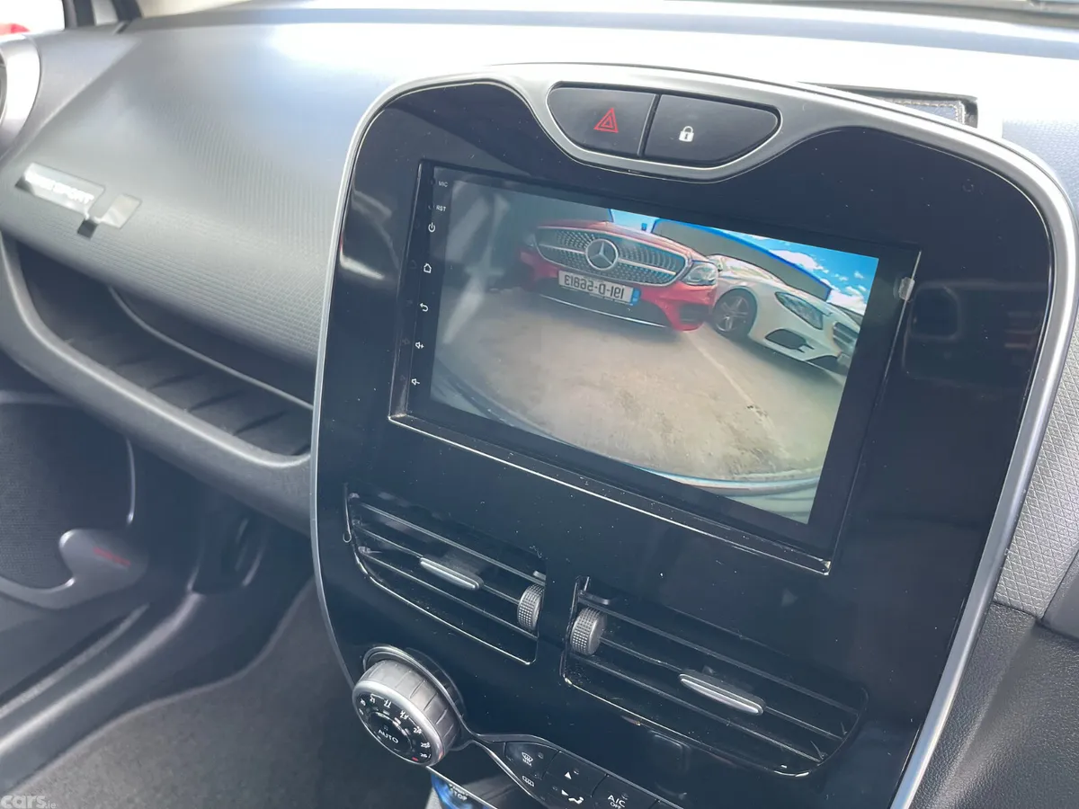 Renault Clio Hatchback, Petrol, 2017, White