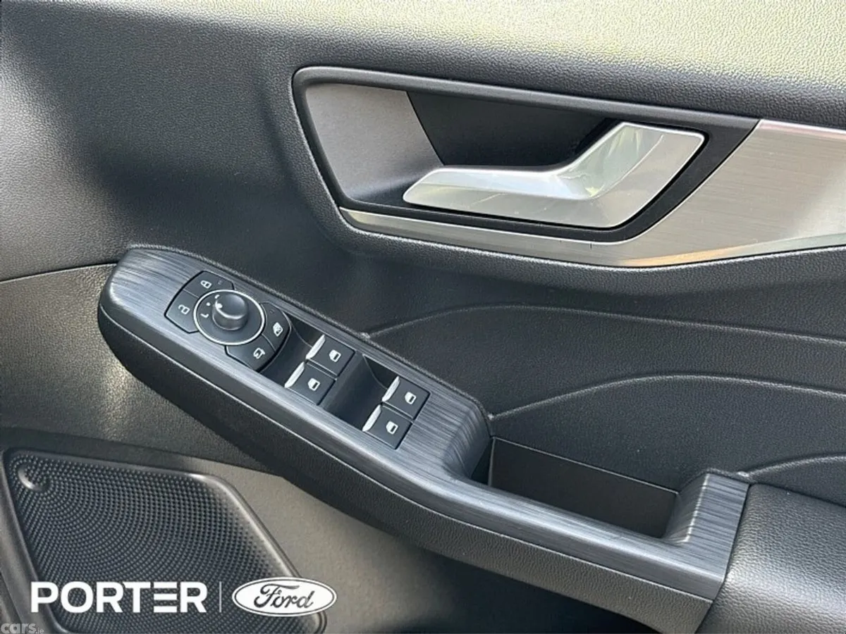 Ford Kuga SUV, Petrol Plug-in Hybrid, 2024, Black
