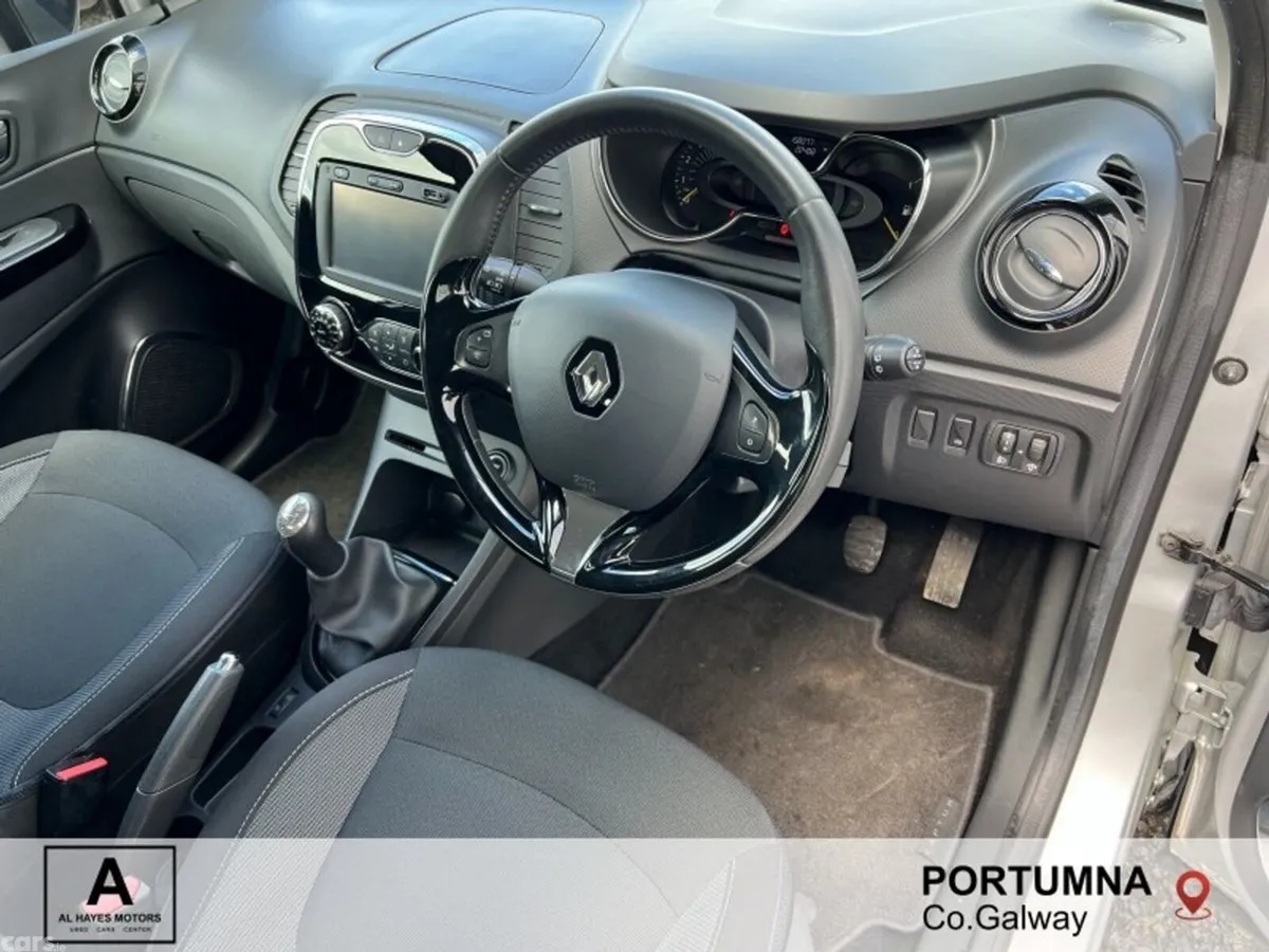 Renault Captur Hatchback, Diesel, 2015, Silver