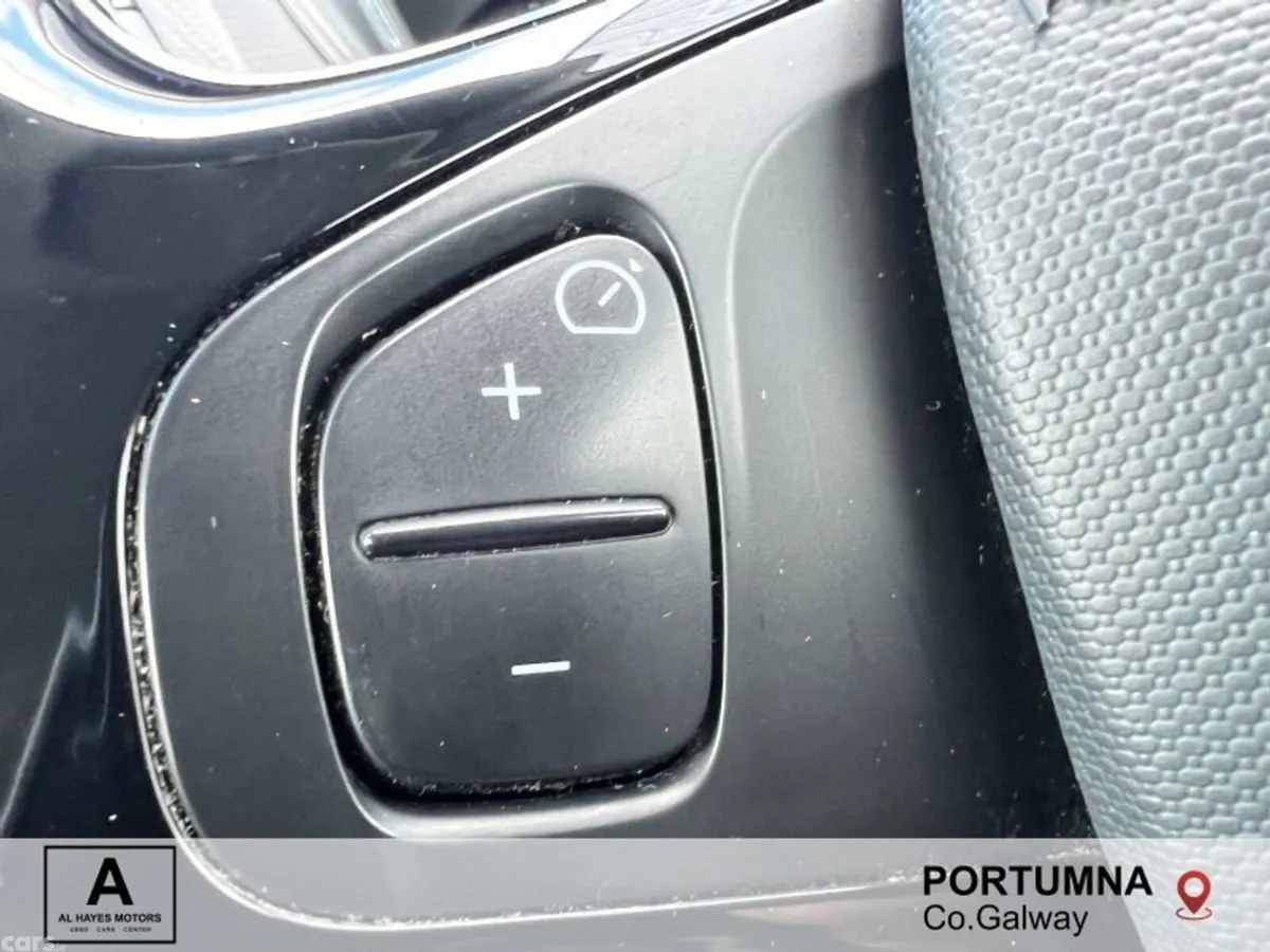Renault Captur Hatchback, Diesel, 2015, Silver