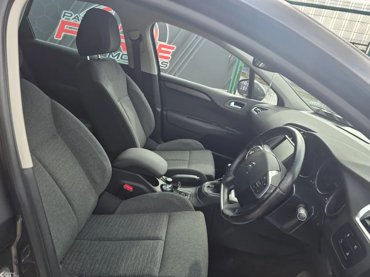 Citroen C4 Hatchback, Diesel, 2017, Grey