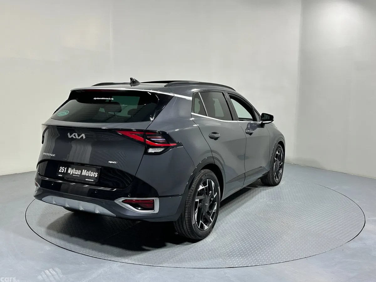 Kia Sportage SUV, Diesel Hybrid, 2025, Grey