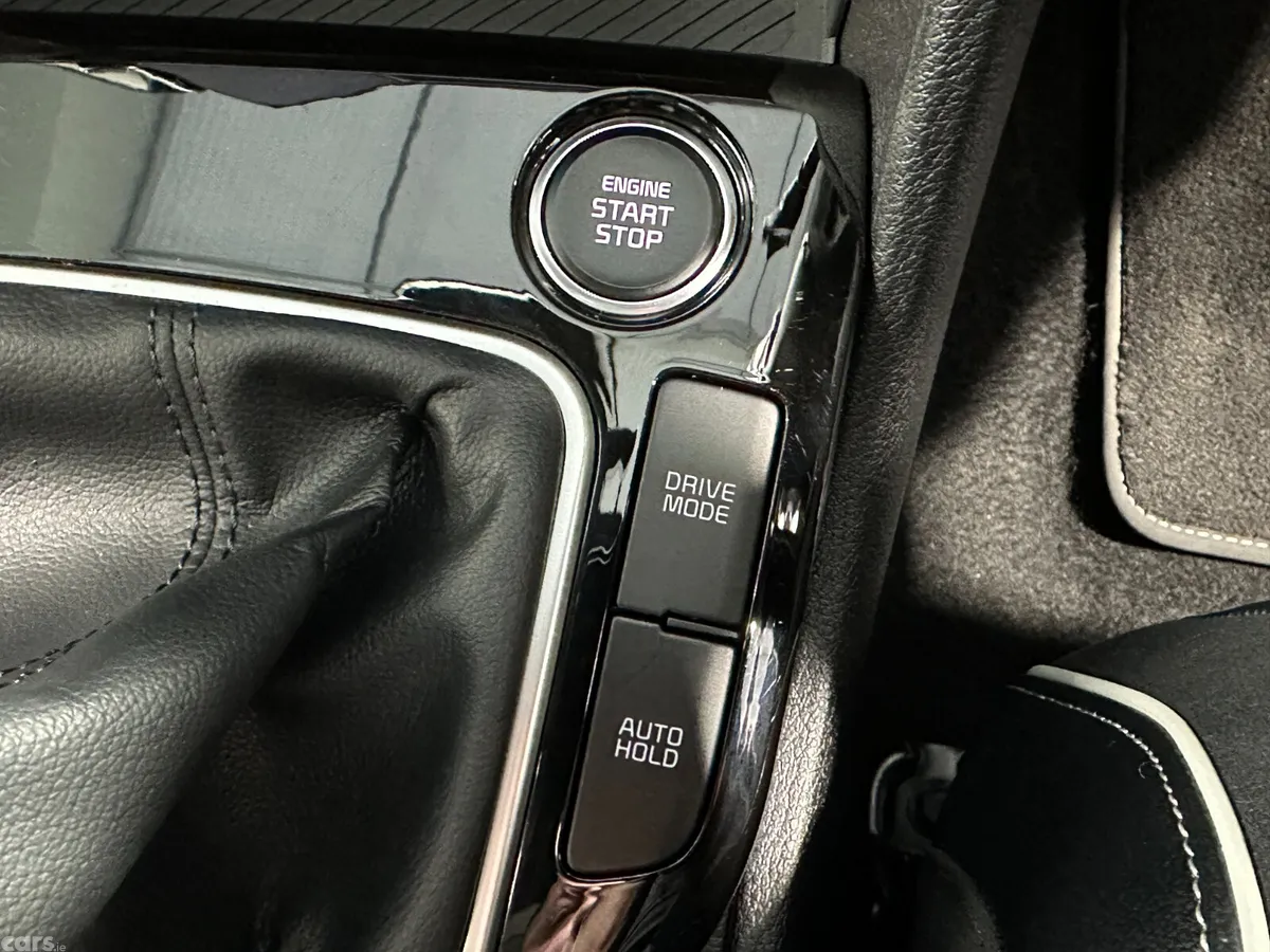 Kia Sportage SUV, Diesel Hybrid, 2025, Grey