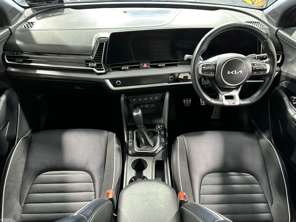 Kia Sportage SUV, Diesel Hybrid, 2025, Grey