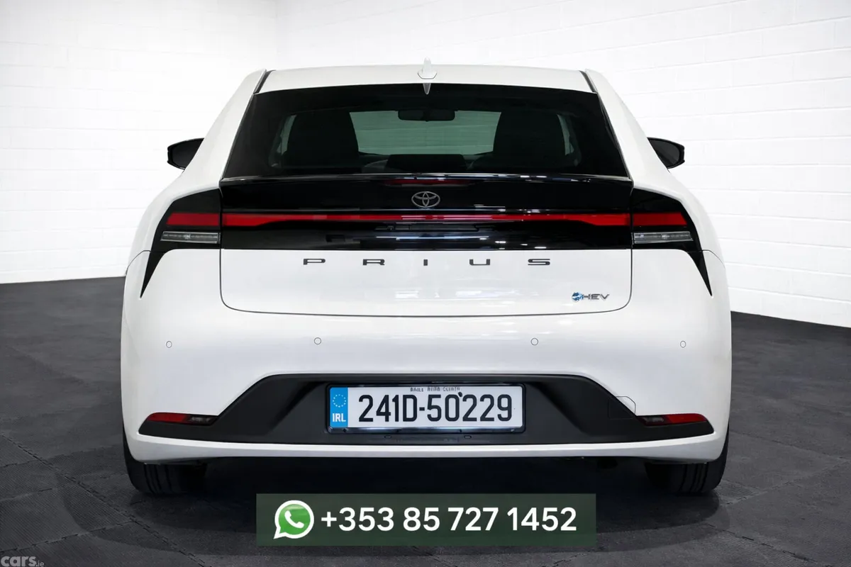 Toyota Prius Hatchback, Petrol Hybrid, 2024, White