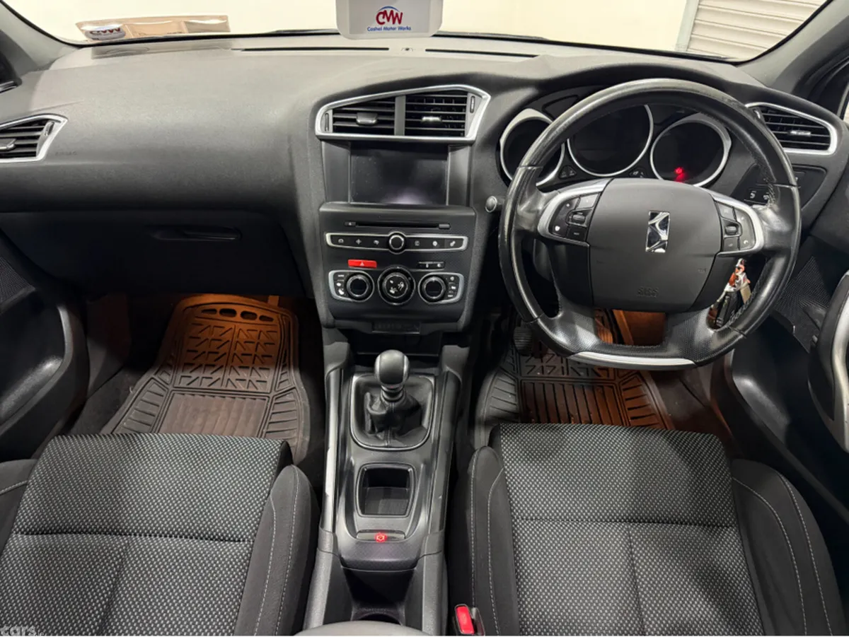Citroen DS 4 Hatchback, Diesel, 2016, Black