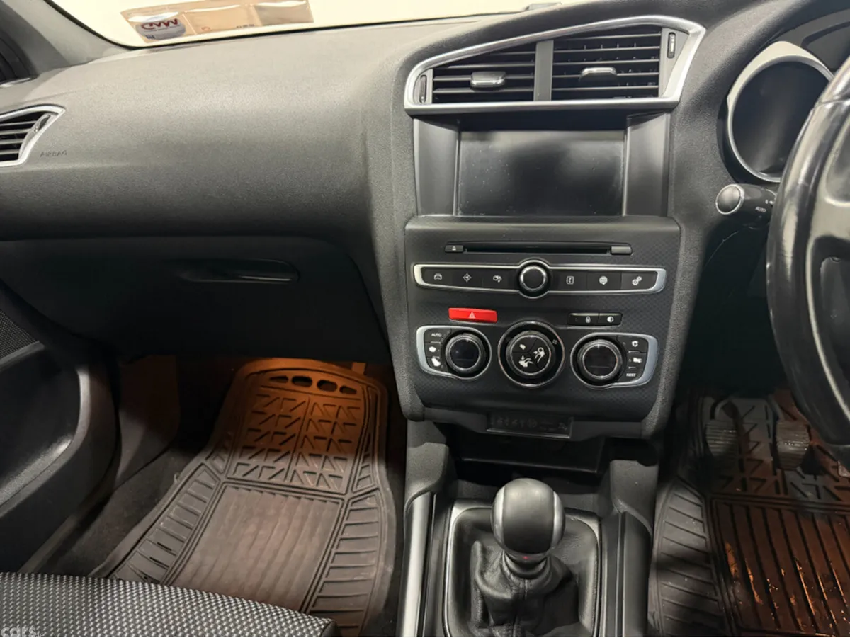 Citroen DS 4 Hatchback, Diesel, 2016, Black