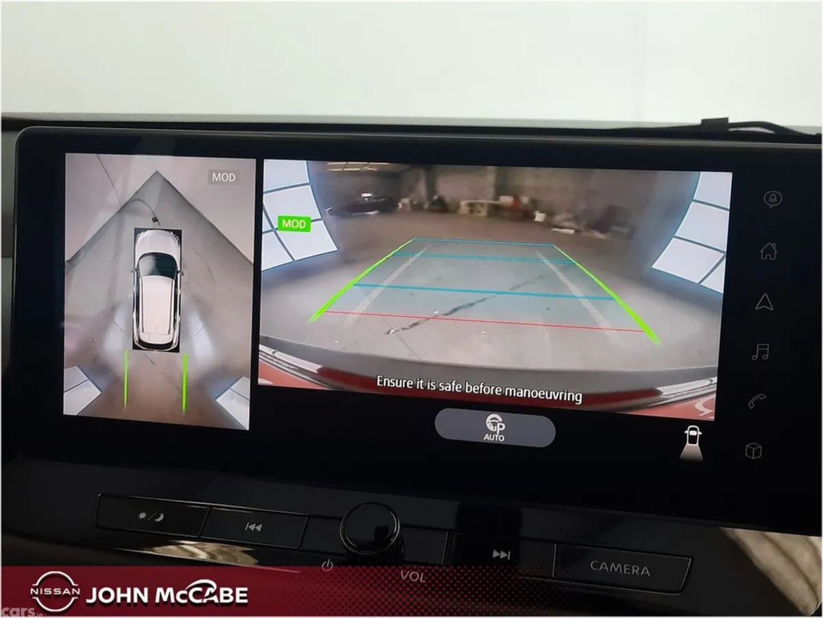 Nissan X-Trail MPV, Petrol Hybrid, 2025, Red